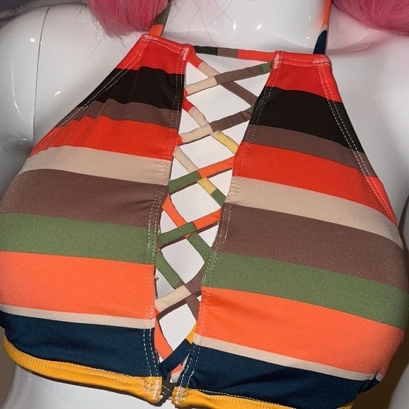 Cleanwater Women's Halter Neck High Neck top Bikini size M - Picture 3 of 5